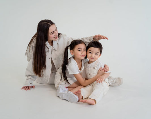 Conjunto hermanos niña y niño